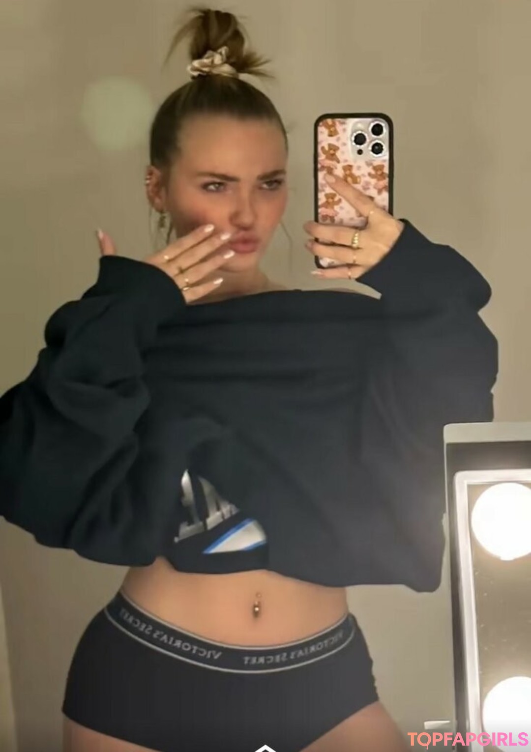 strip nude onlyfans free images