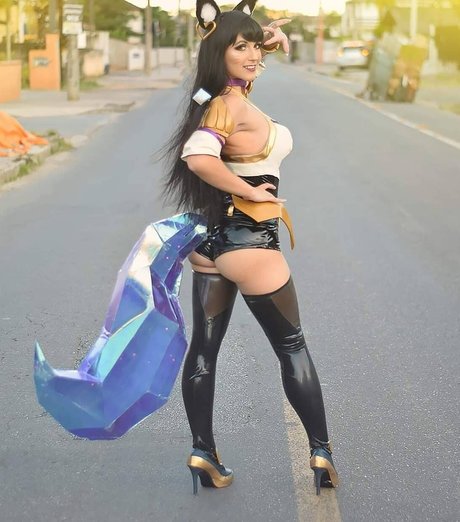 Renata Melo pretty star pic