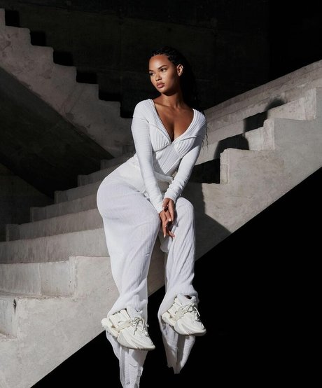 pool fuck onlyfans porn pic