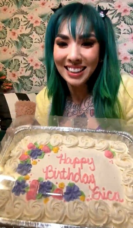 asian influencer onlyfans erotic image