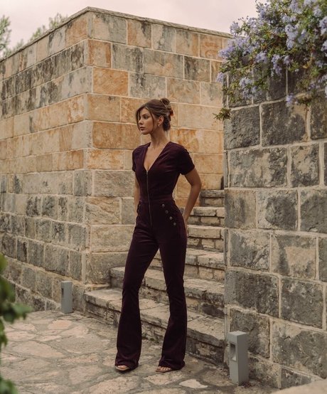 blonde trans onlyfans nude image