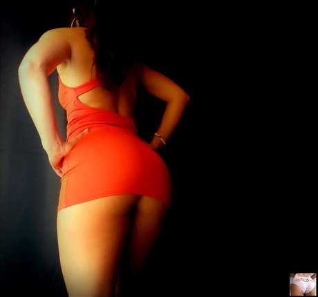 Socola s Universe model erotic pictures