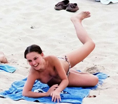 Natalie Portman pornographic star photos