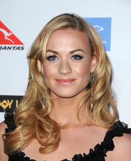 Yvonne Strahovski pornstar hot archive