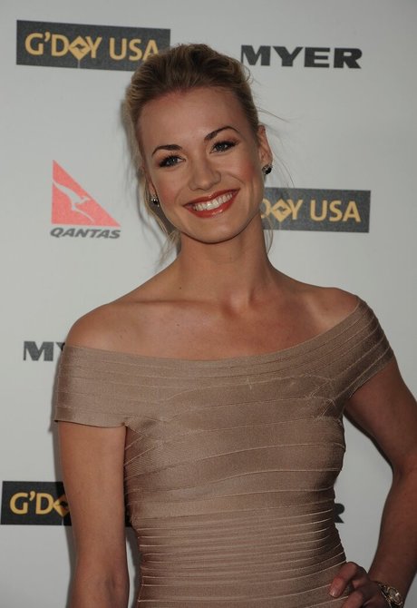Yvonne Strahovski hd model pic