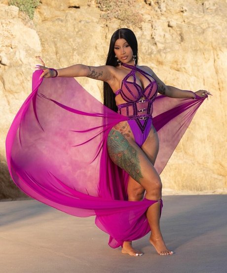 young onlyfans hot xxx galleries