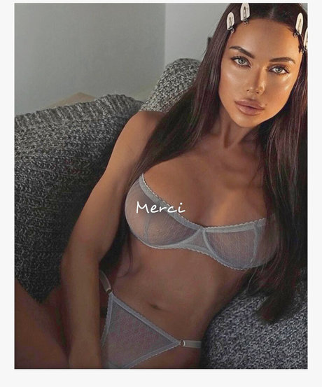 blonde milf onlyfans nudes gallery