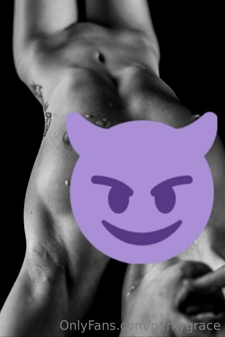 perkygrace xxx model pics