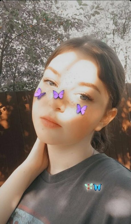 valya_ model exclusive gallery