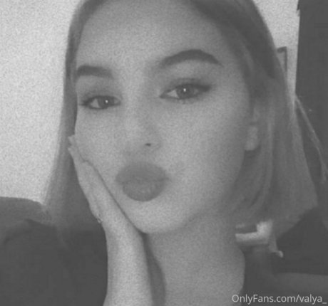 valya_ star nudes pic