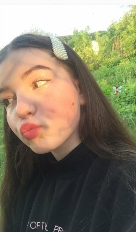 valya_ star nude galleries