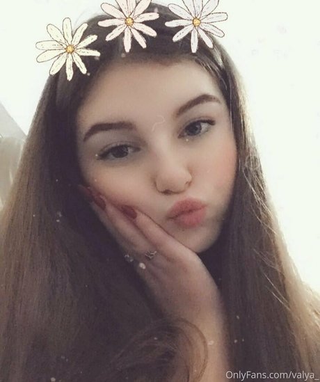 valya_ hd actress picture