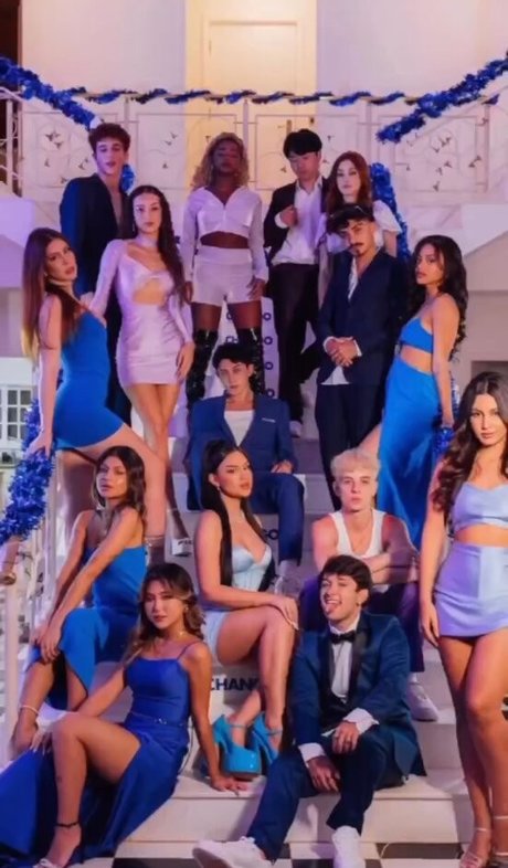 Jessie Shen beautiful actress photos