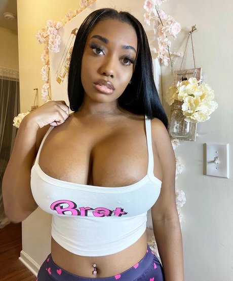 asian brunette onlyfans sexy xxx picture