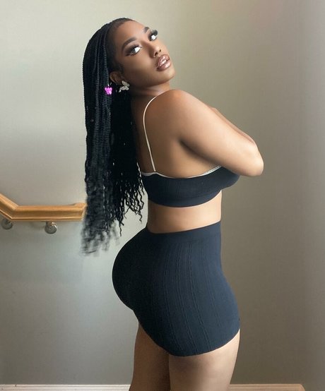 strip nude onlyfans sexy naked pic