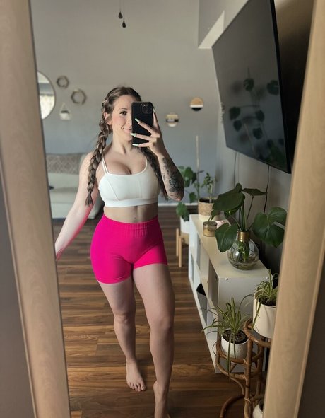 samanthas secretxo sexy star image