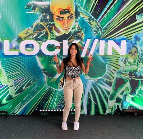 feet licking onlyfans pornographic gallery