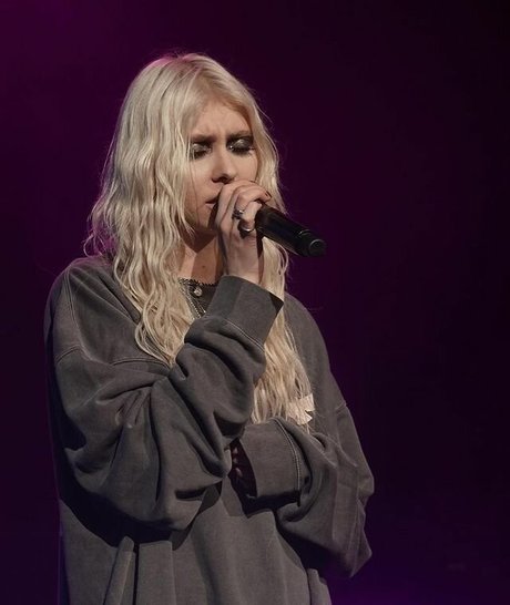 british granny onlyfans hot sexy image