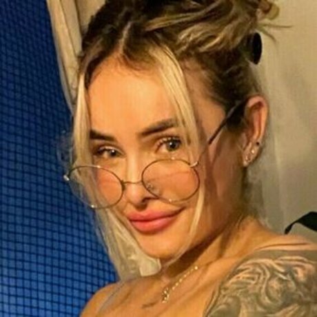 antonia savatto xxx model galleries