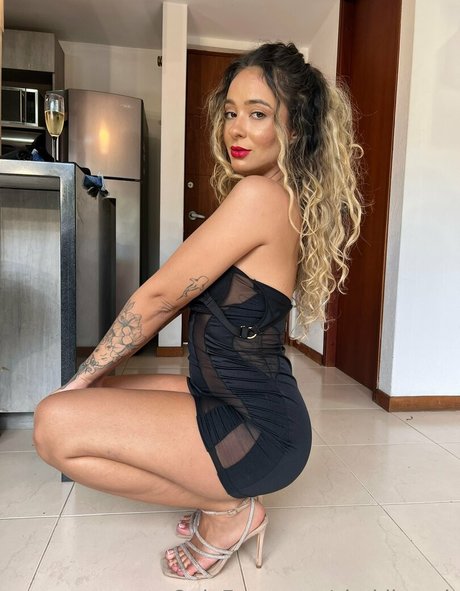 asian ebony onlyfans nude image