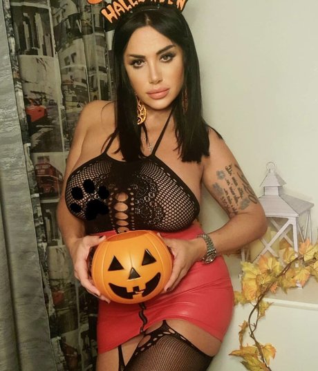 ladyboy xxx onlyfans xxx archive