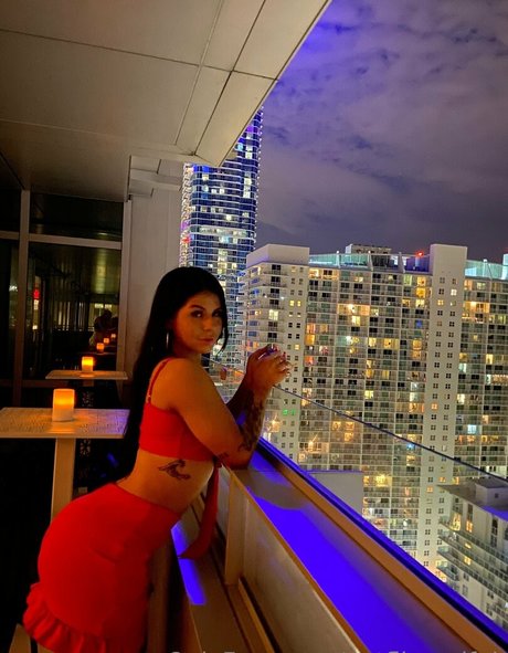 big tits young onlyfans xxx pic