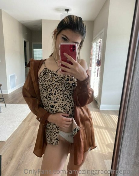 beautiful tits onlyfans free gallery