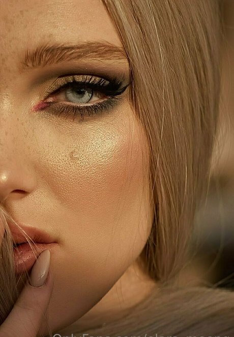 elara moonq pornstar sex photos