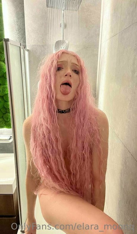 black hair onlyfans nudes photo