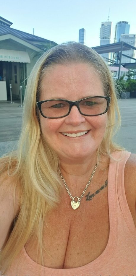 in onlyfans nudes img