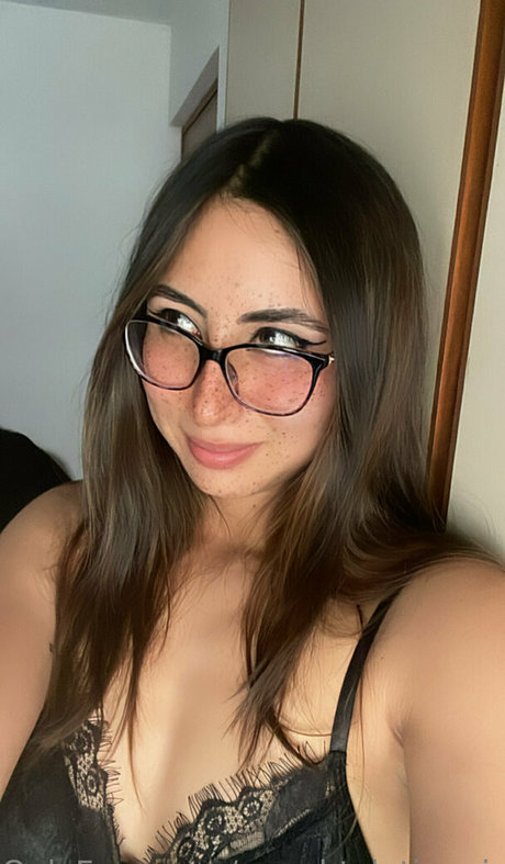 naughtylatinagirl sex actress galleries