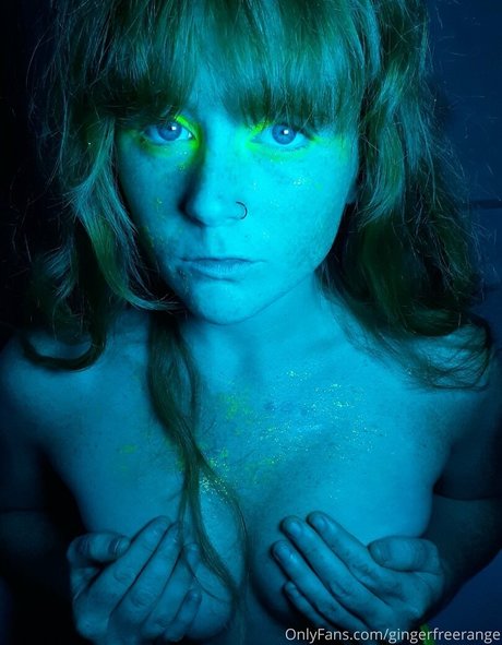 evieliekki pretty model images