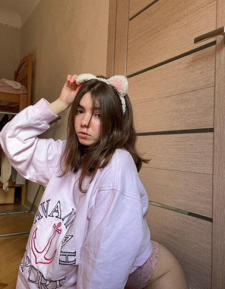 black hair onlyfans sexy picture