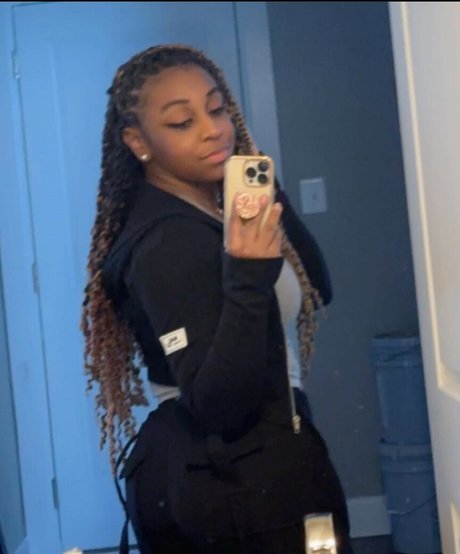 redhead pawg onlyfans xxx images