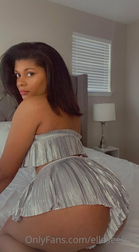 elleseefree art model img