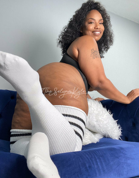 curvy asian onlyfans hot sexy pics