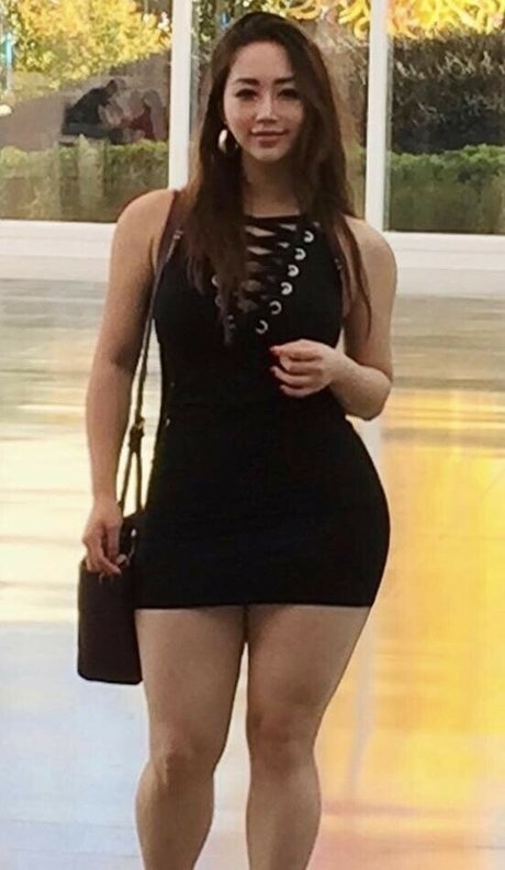 japanese schoolgirl onlyfans porno picture