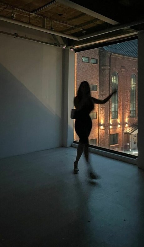 curvy shemale onlyfans beautiful naked pics