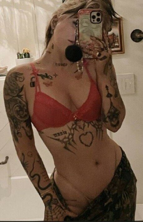 brown eyes kitty onlyfans erotic pics