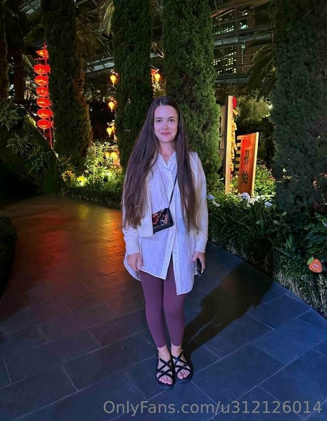 meridianaua high quality actress pictures