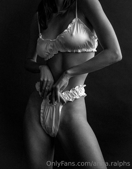 crossdresser onlyfans beautiful xxx photo