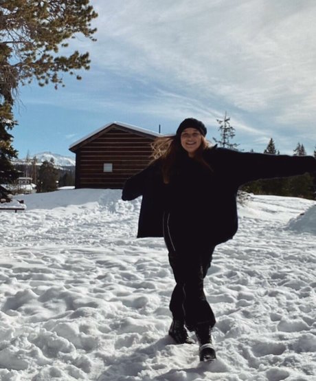 Ilianna free star img