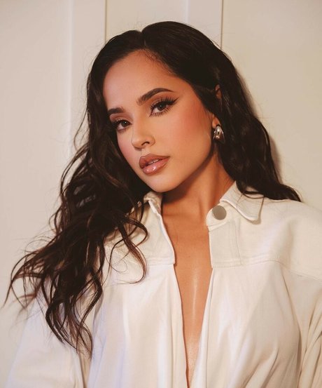 Becky G high quality model picture