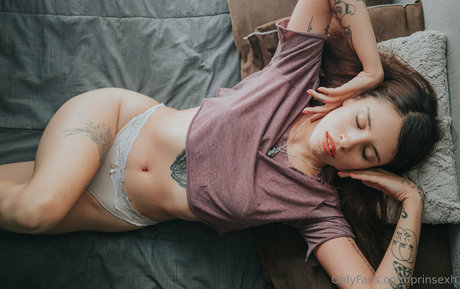 prinsexh nude actress photo