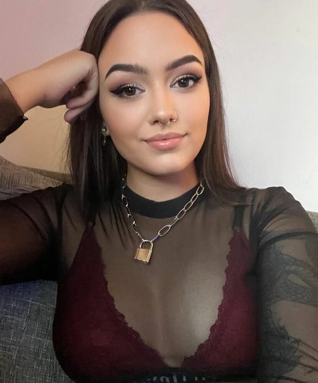 misbehavedjade Best Profile Photo