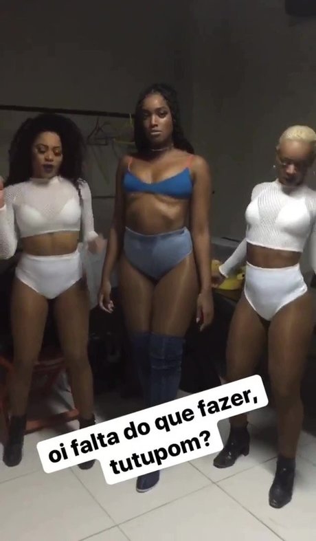 Iza Cantora Best Profile Photo