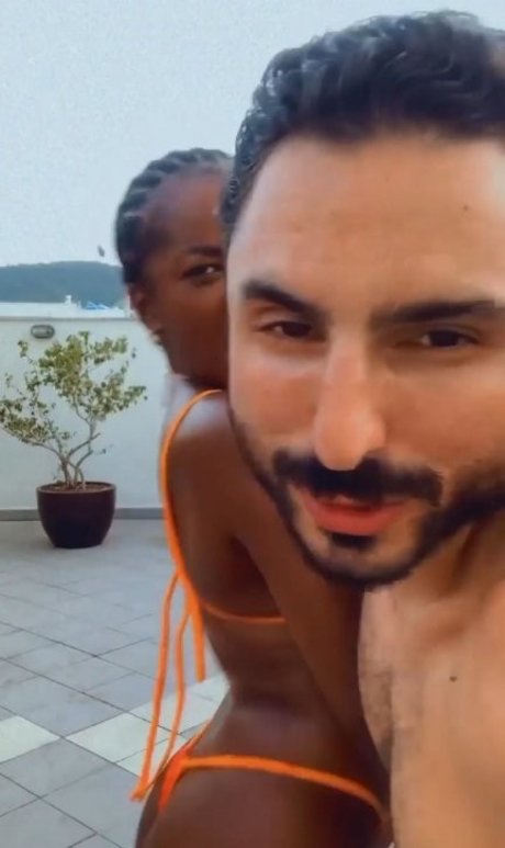 Iza Cantora pornographic model photo