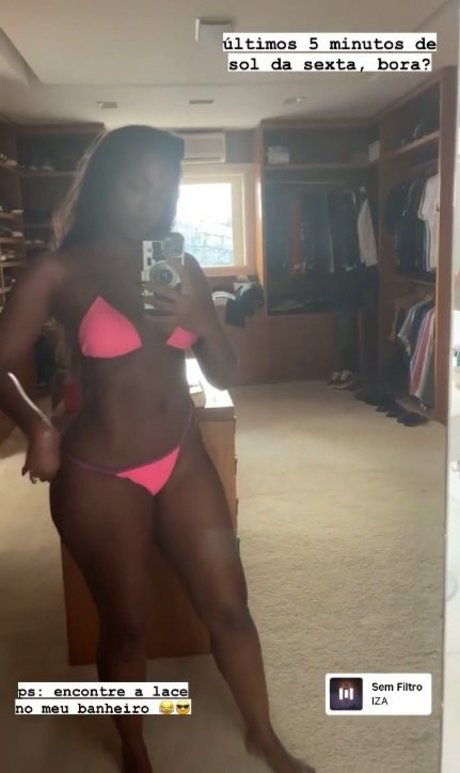 Iza Cantora pornstar exclusive picture