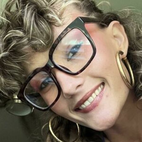 Ahanu Reed beautiful model gallery