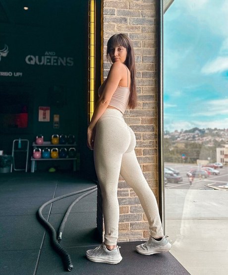 latina blowjob onlyfans perfect photos